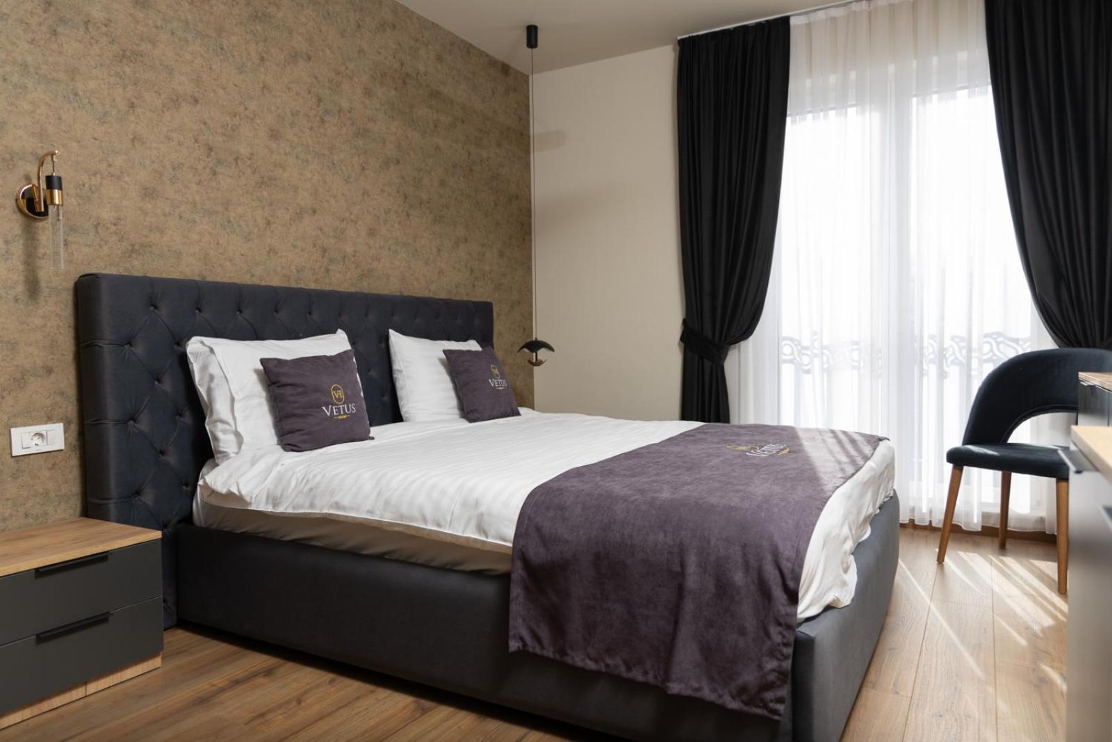 Vetus Hotel Pristina Buitenkant foto